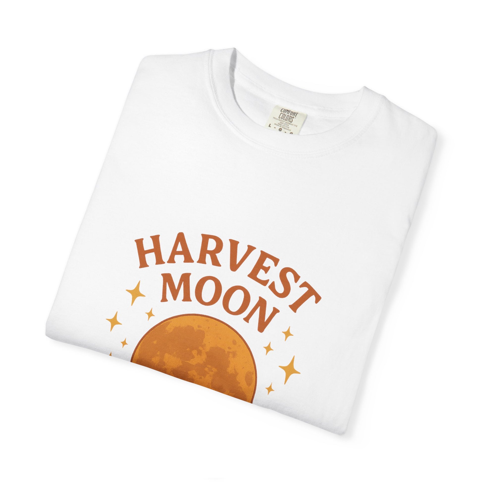 Harvest Moon Autumn T-Shirt – Cozy Fall Pumpkin & Moon Graphic Tee, Fall Apparel, Autumn Festival Shirt, Halloween T-shirt