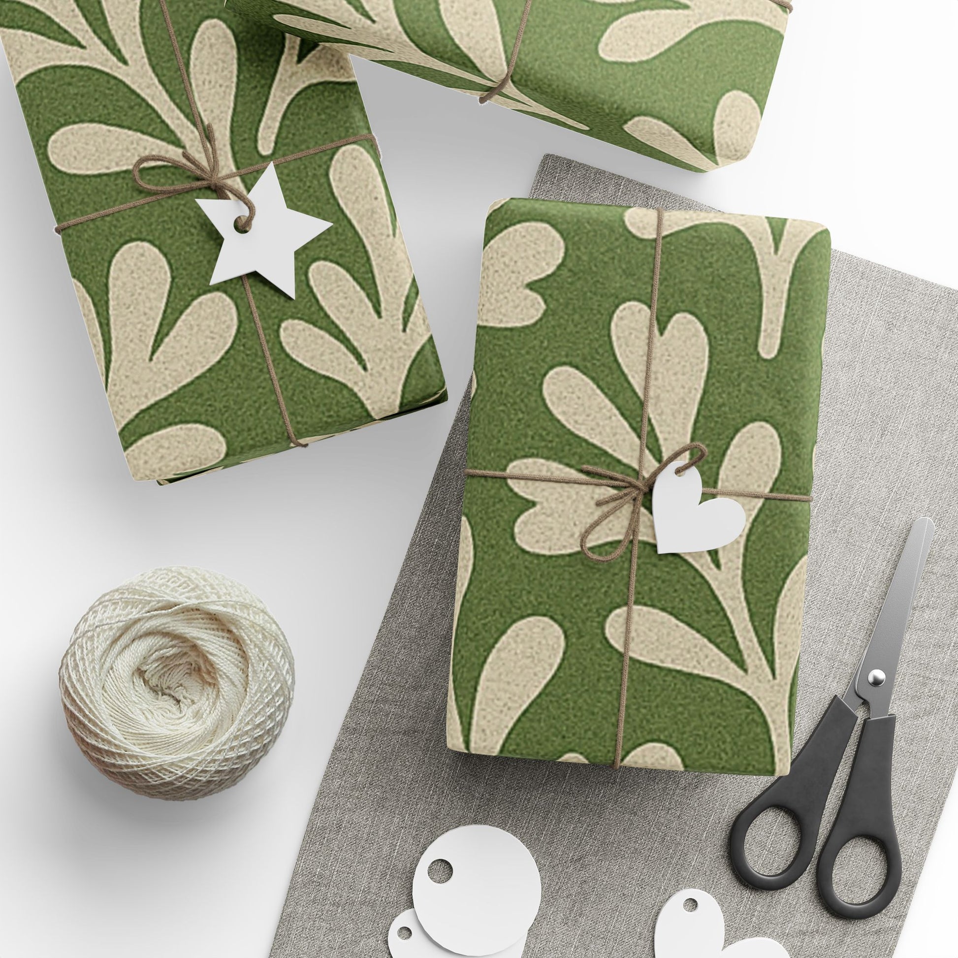 Elegant Green Leaf Wrapping Paper with Natural Botanical Pattern