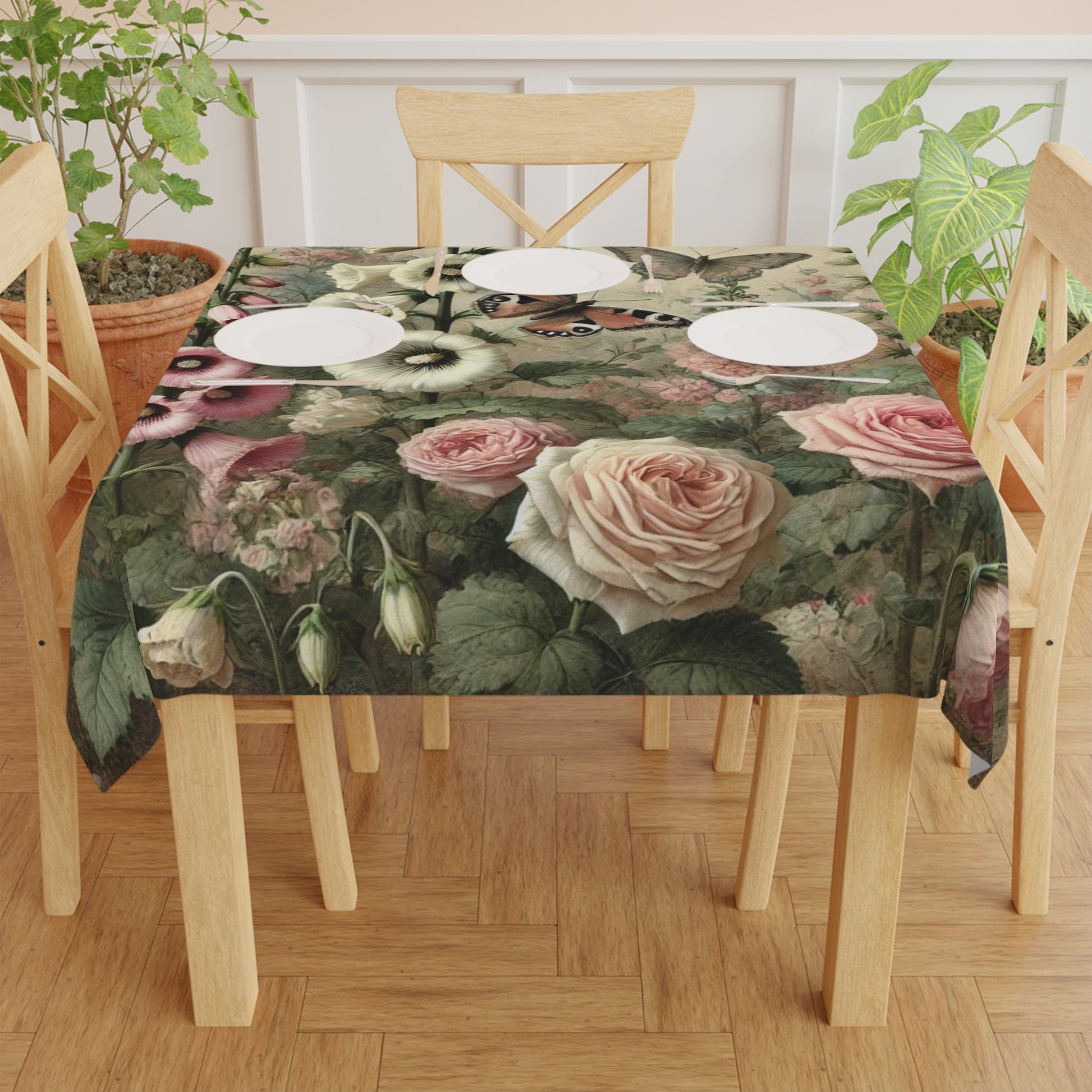 Floral Vintage Tablecloth with Butterflies - Elegant Home Decor for Dining and Gatherings